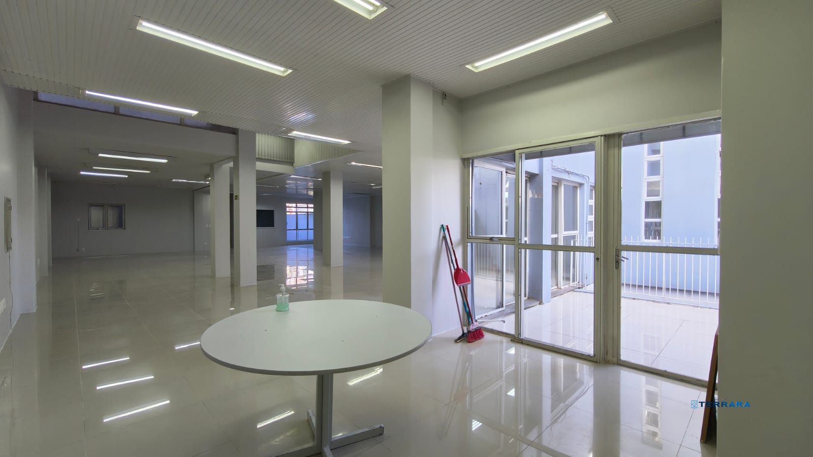 Sala Comercial, 1 sala, à venda, 326 m², Hamburgo Velho - Novo Hamburgo — foto 3