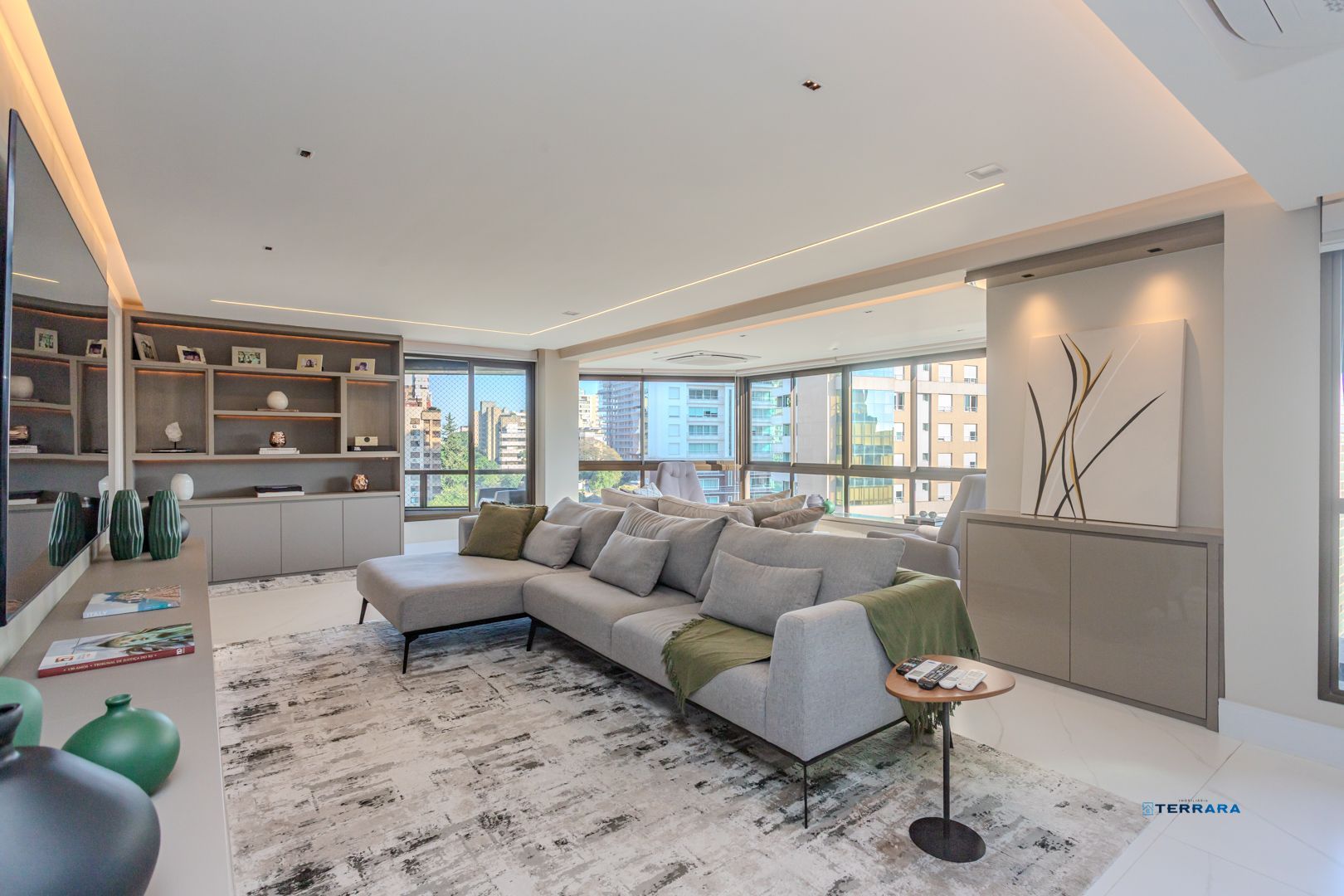✨ APARTAMENTO COM  VISTA PANORÂMICA | MONT' SERRAT ✨