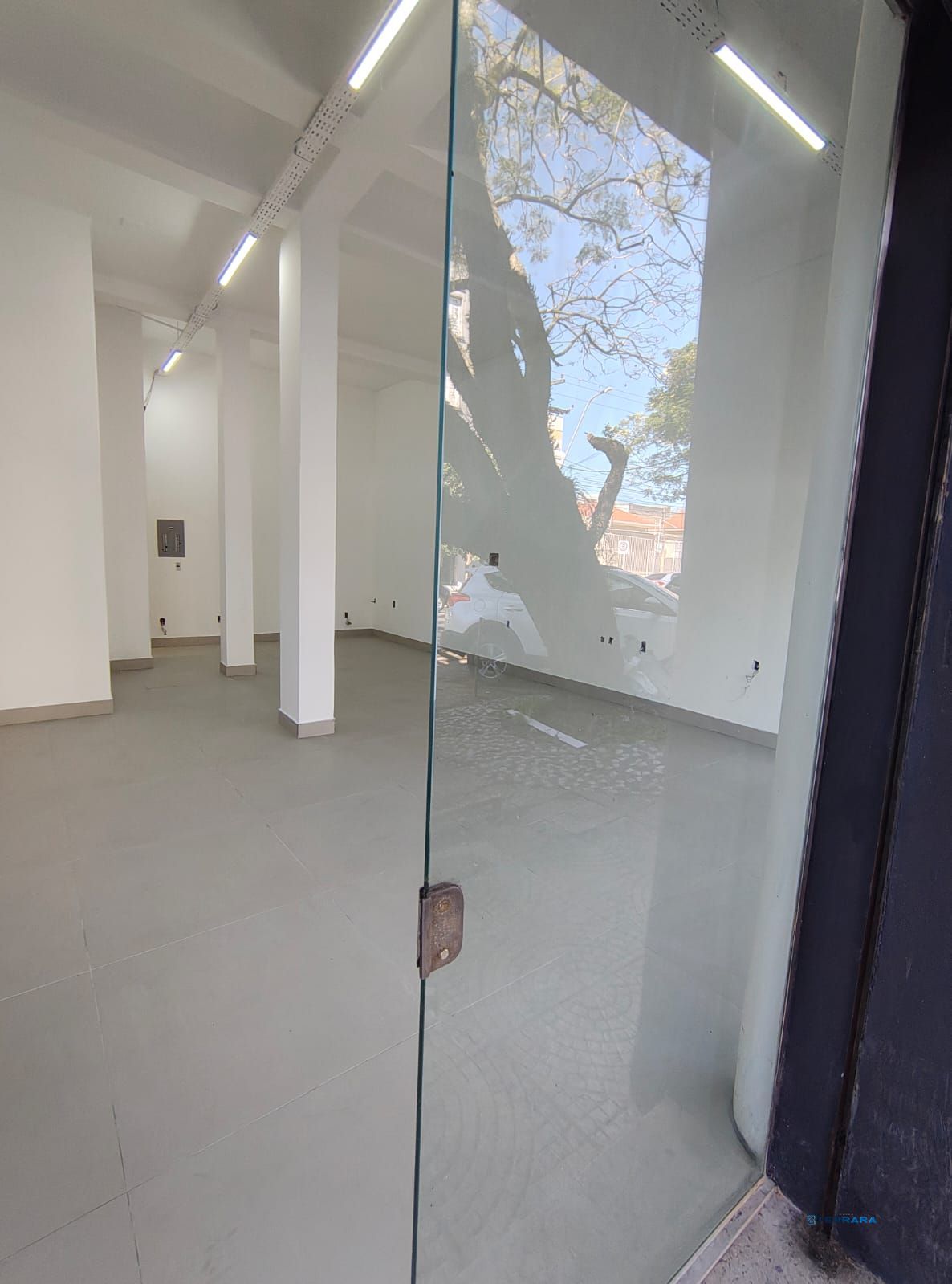 Loja, 1 sala, à venda, 100 m², Floresta - Porto Alegre — foto 4