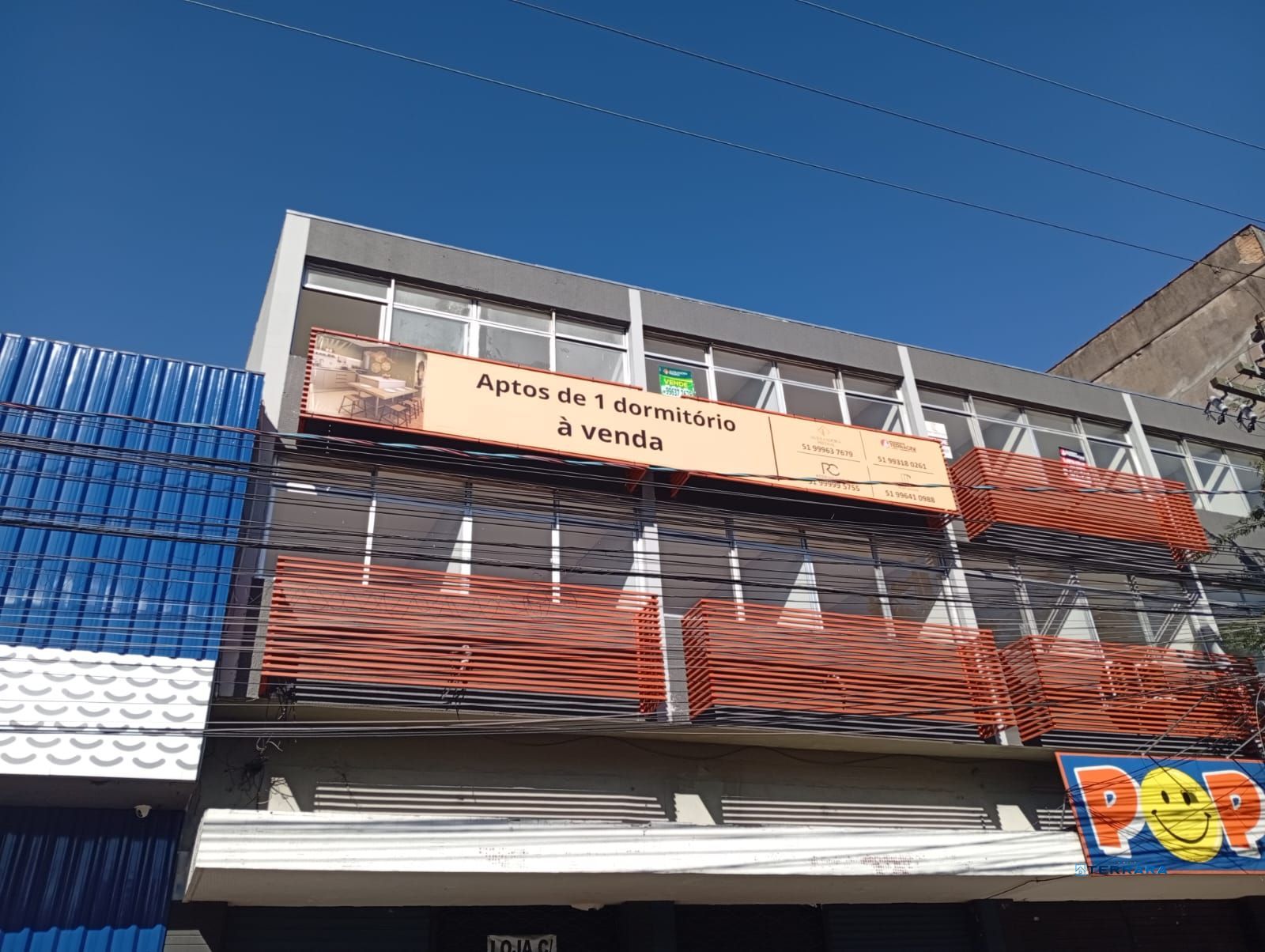 Lindo apto de 01 dorm, com 40,5 m2, no Passo da Areia, próximo ao Shopping Wallig
