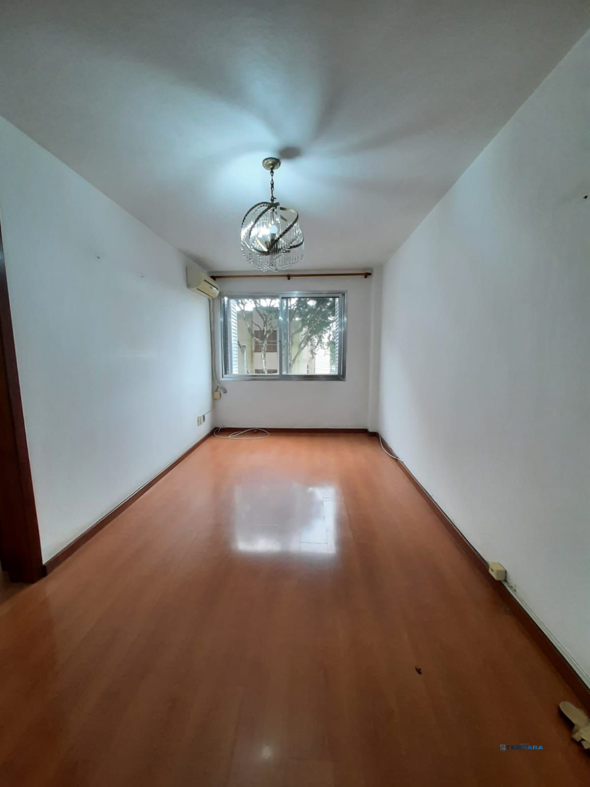 Apartamento de 2 Dormitórios para Vender no Centro Histórico