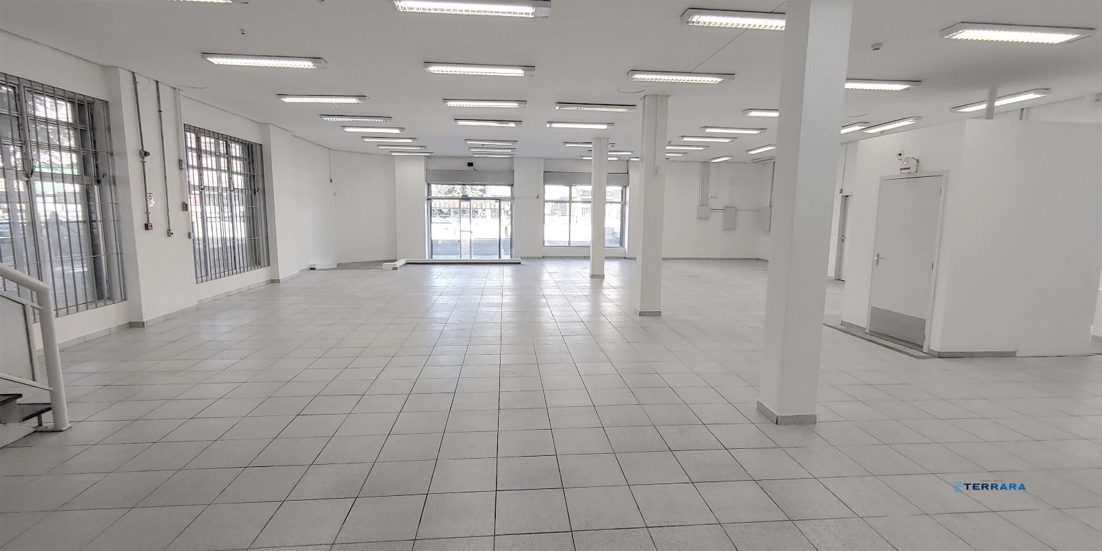 Loja, à venda, 550 m², Santana - Porto Alegre — foto 2