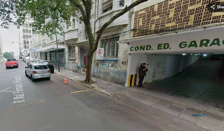 Box de garagem para venda no centro