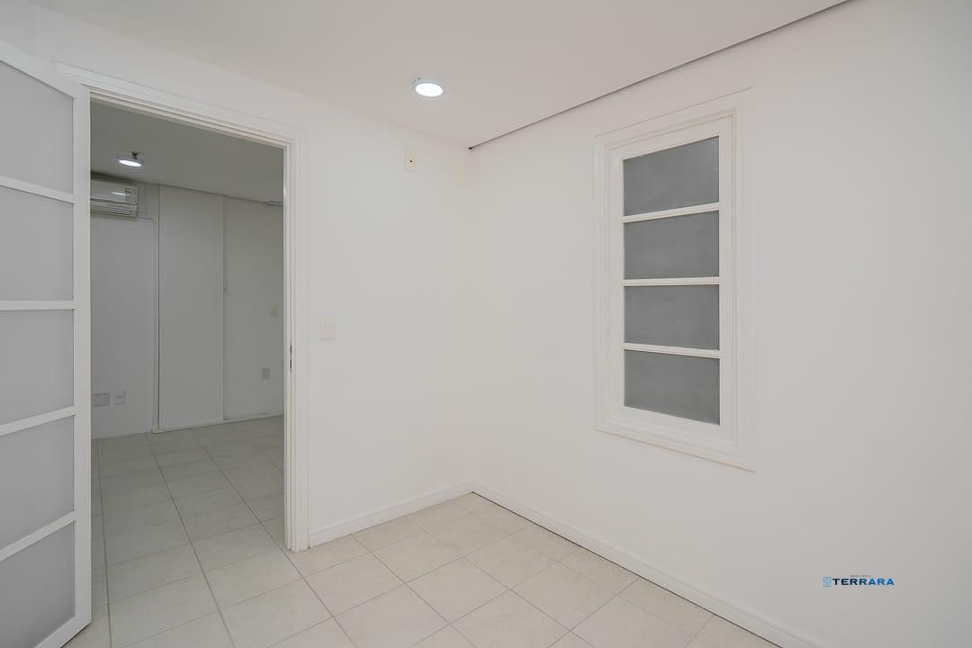 Sala Comercial, 3 salas, à venda, 61 m², Boa Vista - Porto Alegre — foto 2