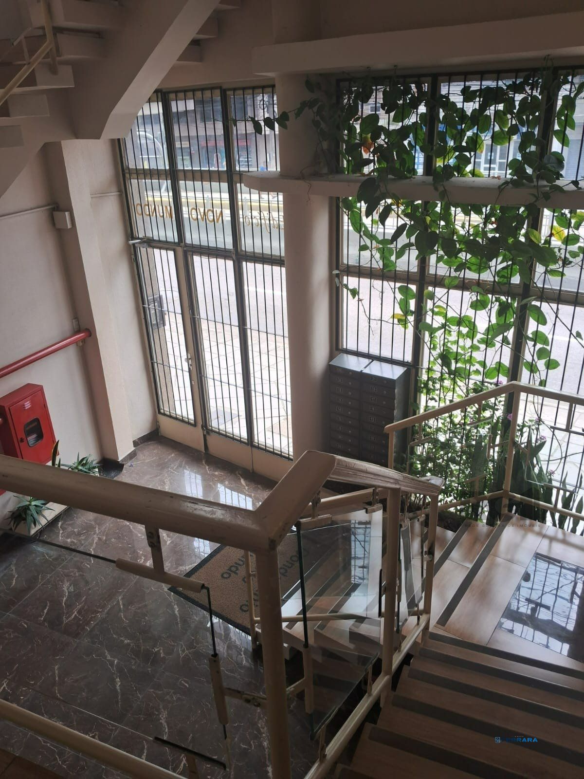 Sala Comercial, à venda, 14 m², São João - Porto Alegre — foto 4