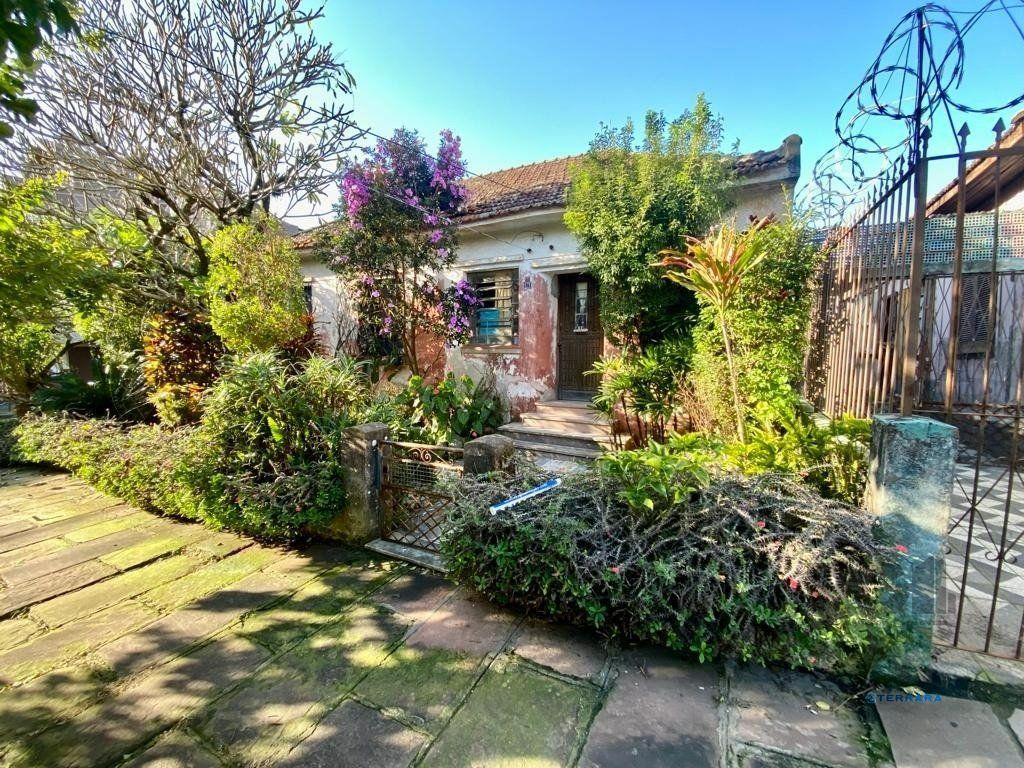 Casa 6 quartos à venda, 118m², Santana - Porto Alegre