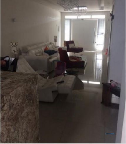 Casa para Venda - 100m², 4 dormitórios, sendo 1 suites, 3 vagas - Medianeira