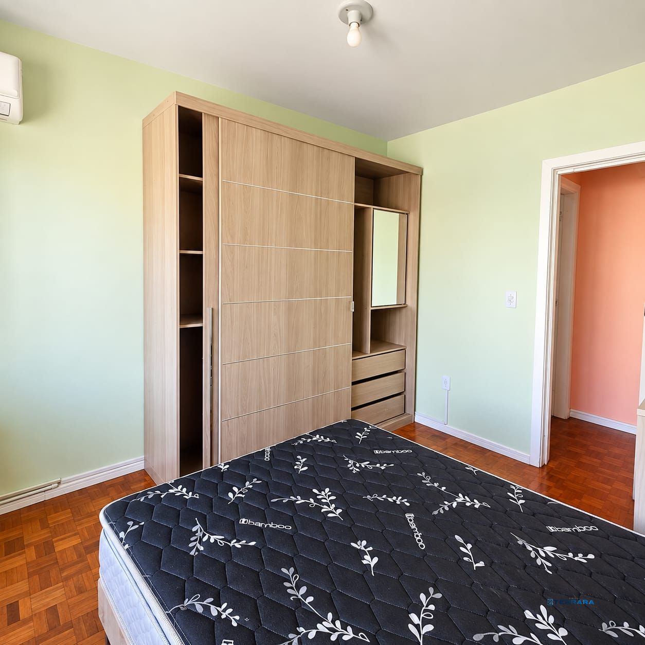 DORMITORIO