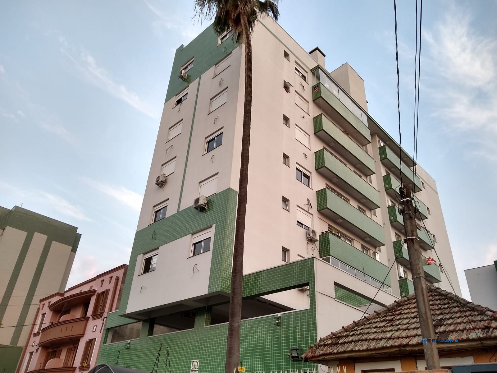 Apartamento 2 Dormitórios com Garagem à Venda no Menino Deus – Investidor | Porto Alegre