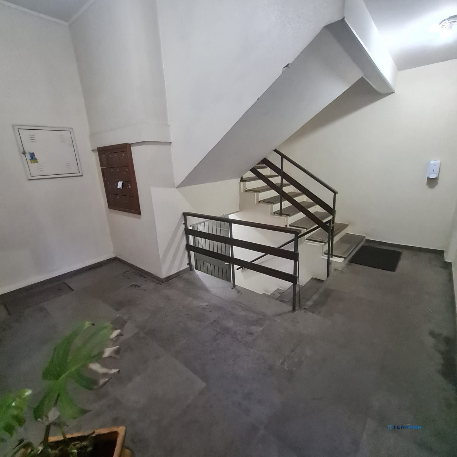 HALL ENTRADA EDIFICIO