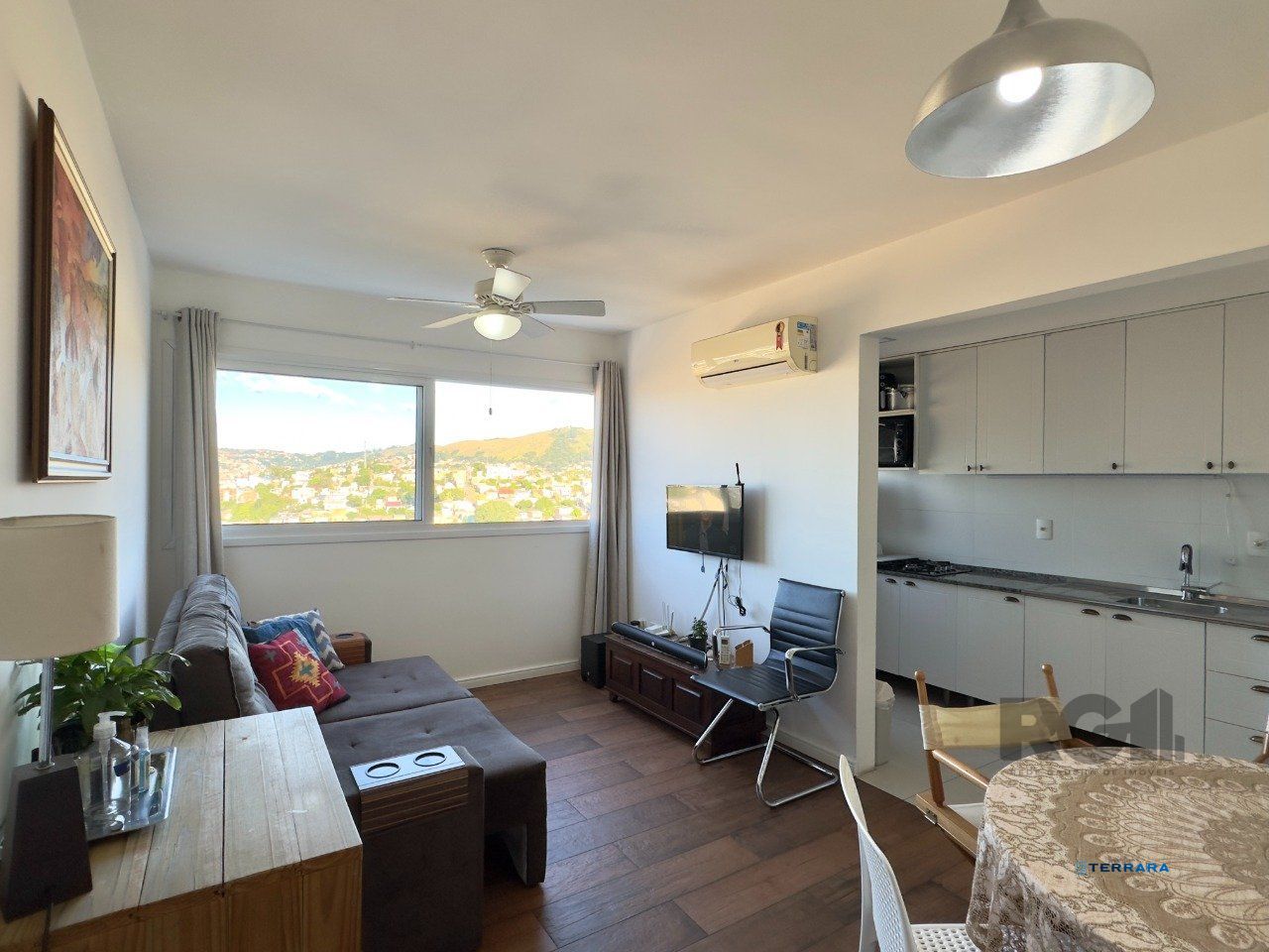 APARTAMENTO 2 DORMITÓRIOS COM SUÍTE E VAGA DE GARAGEM PRÓXIMO À PUCRS