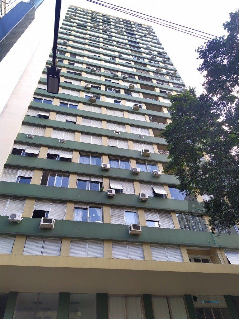 Lindo 2 dormitórios com vista panorâmica, Portaria 24horas Centro Histórico