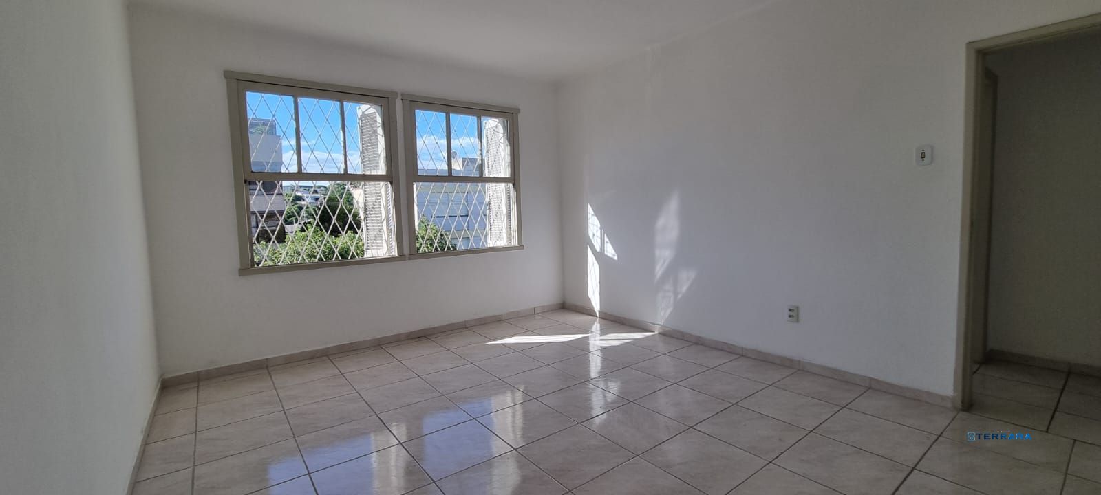 Quarto 1 com 3,90m x 4,70m