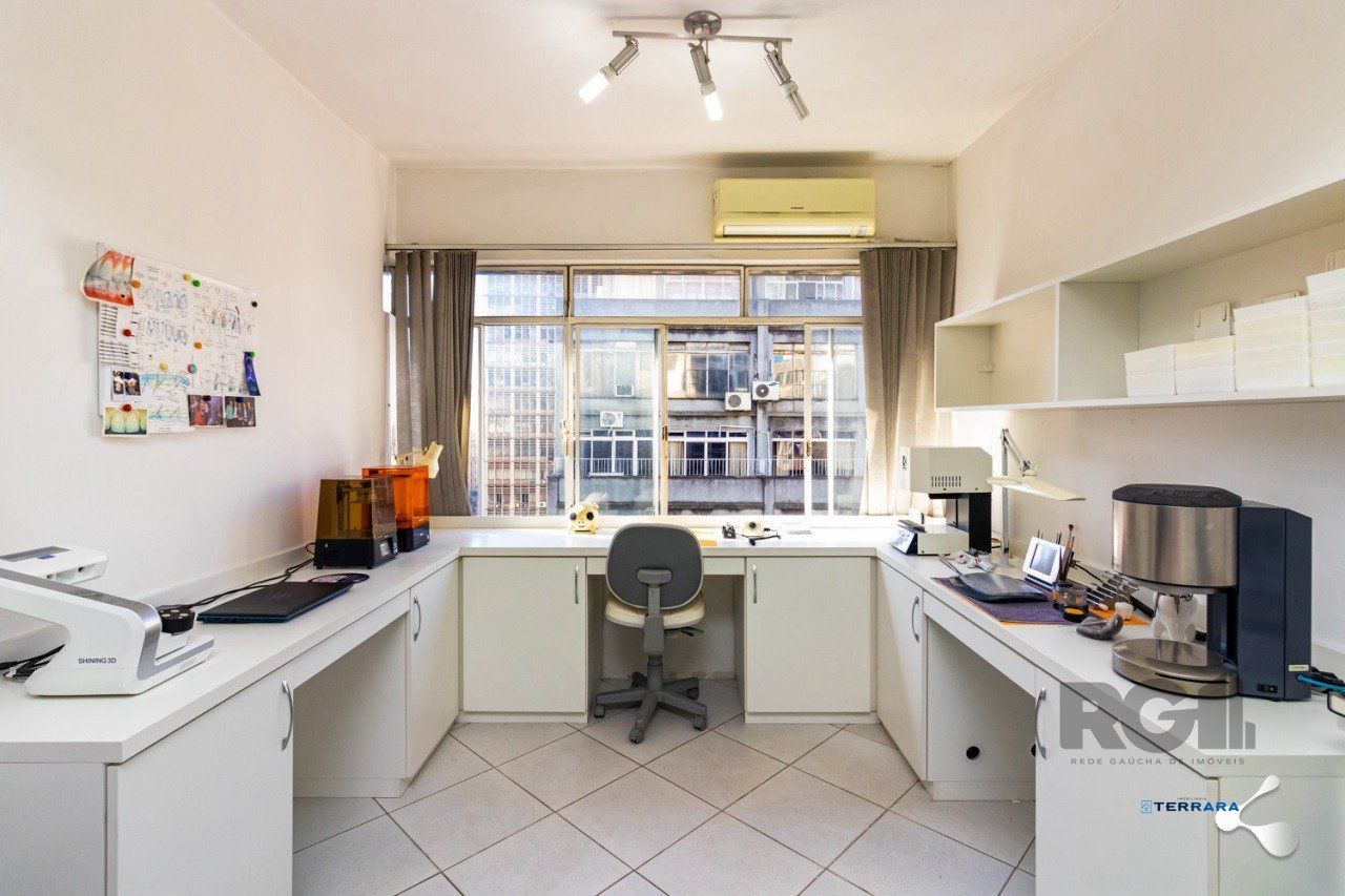 Conjunto/Sala para Venda - 34.2m², 0 dormitórios, Centro Histórico