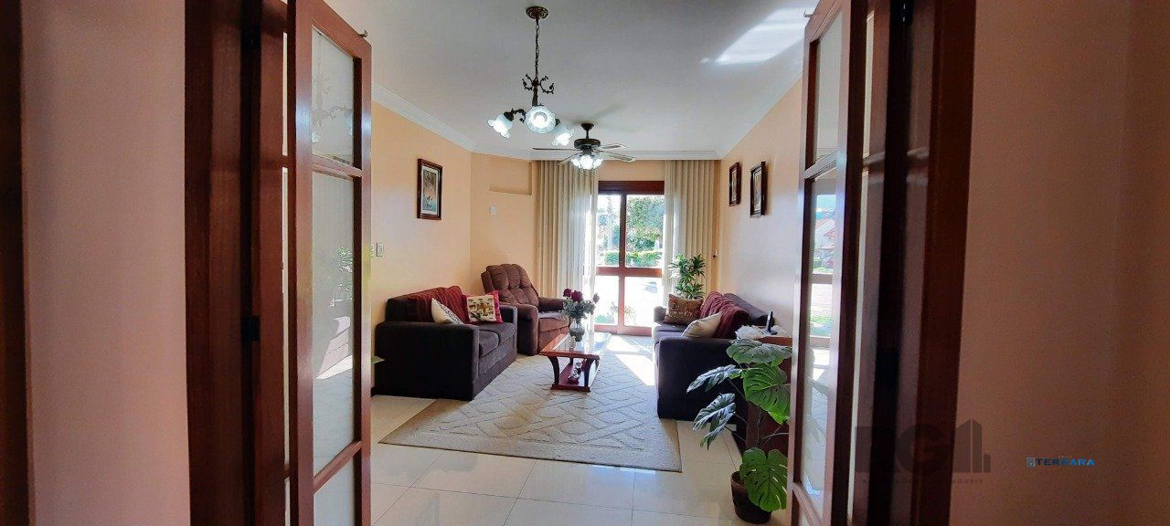 Casa Condominio para Venda - 129.58m², 3 dormitórios, sendo 1 suites, 3 vagas - Cavalhada