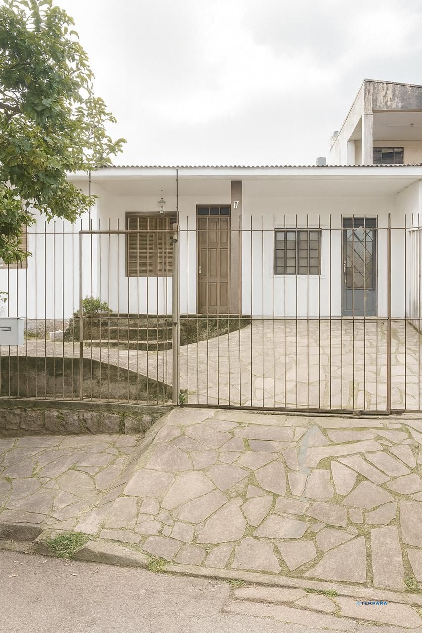 Casa com 01 dormitórios e 01 vaga no Bairro Jardim Vila Nova