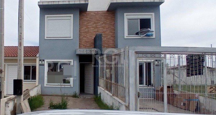 Sobrado 2 quartos à venda, 97m², Restinga - Porto Alegre