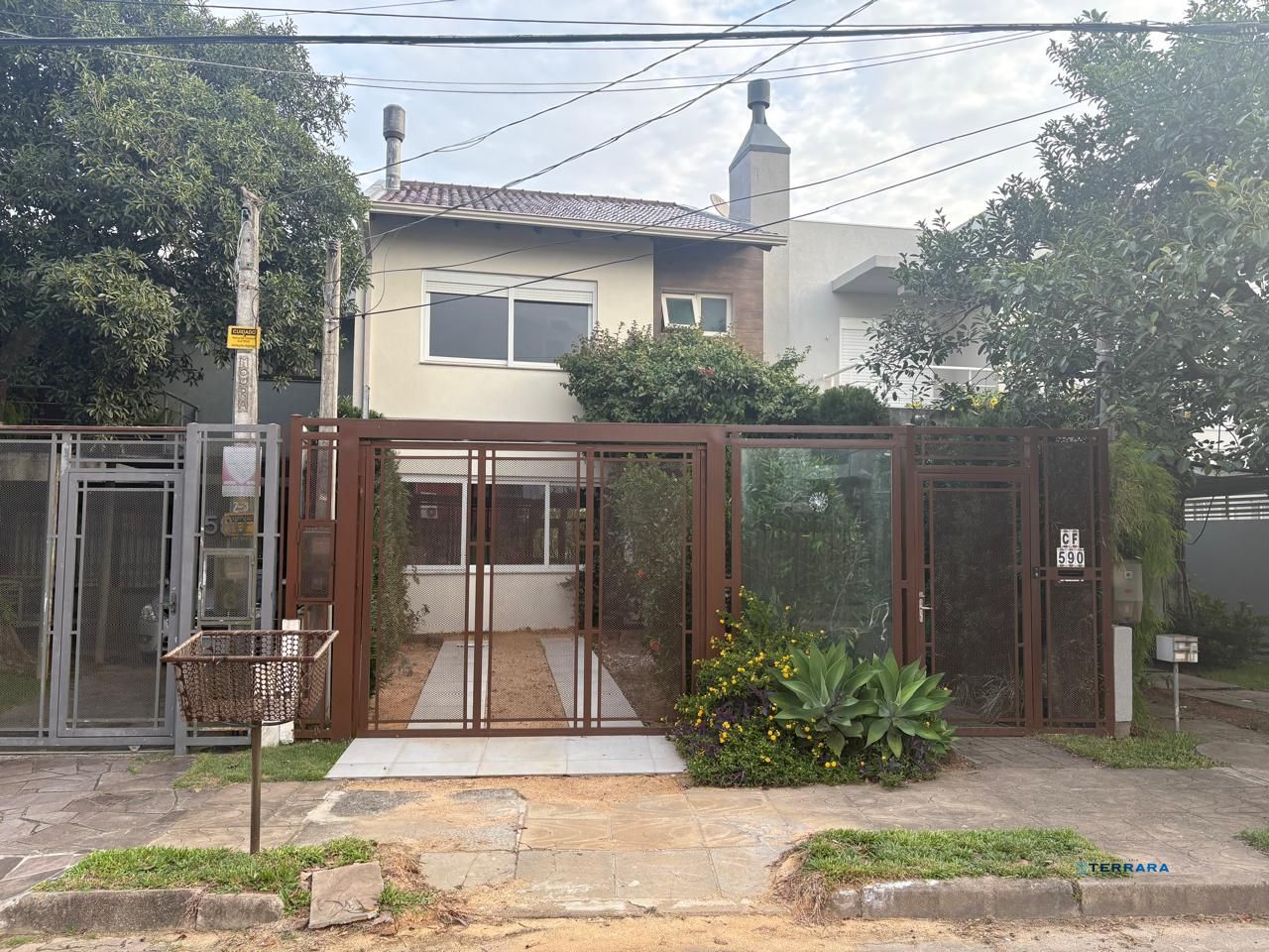 Sobrado 3 quartos à venda, 170m², Hípica - Porto Alegre