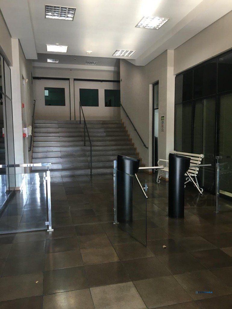 Loja, à venda, 39 m², Teresópolis - Porto Alegre — foto 2