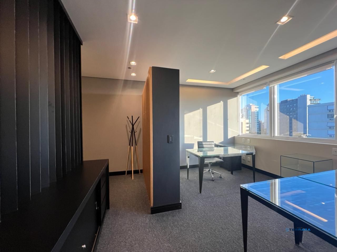 Sala Comercial, 1 sala, à venda, 33 m², Mont Serrat - Porto Alegre — foto 2