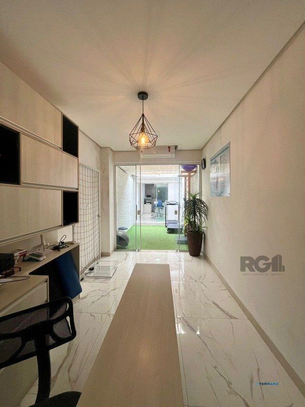 Sala Comercial, à venda, 56 m², Floresta - Porto Alegre — foto 2