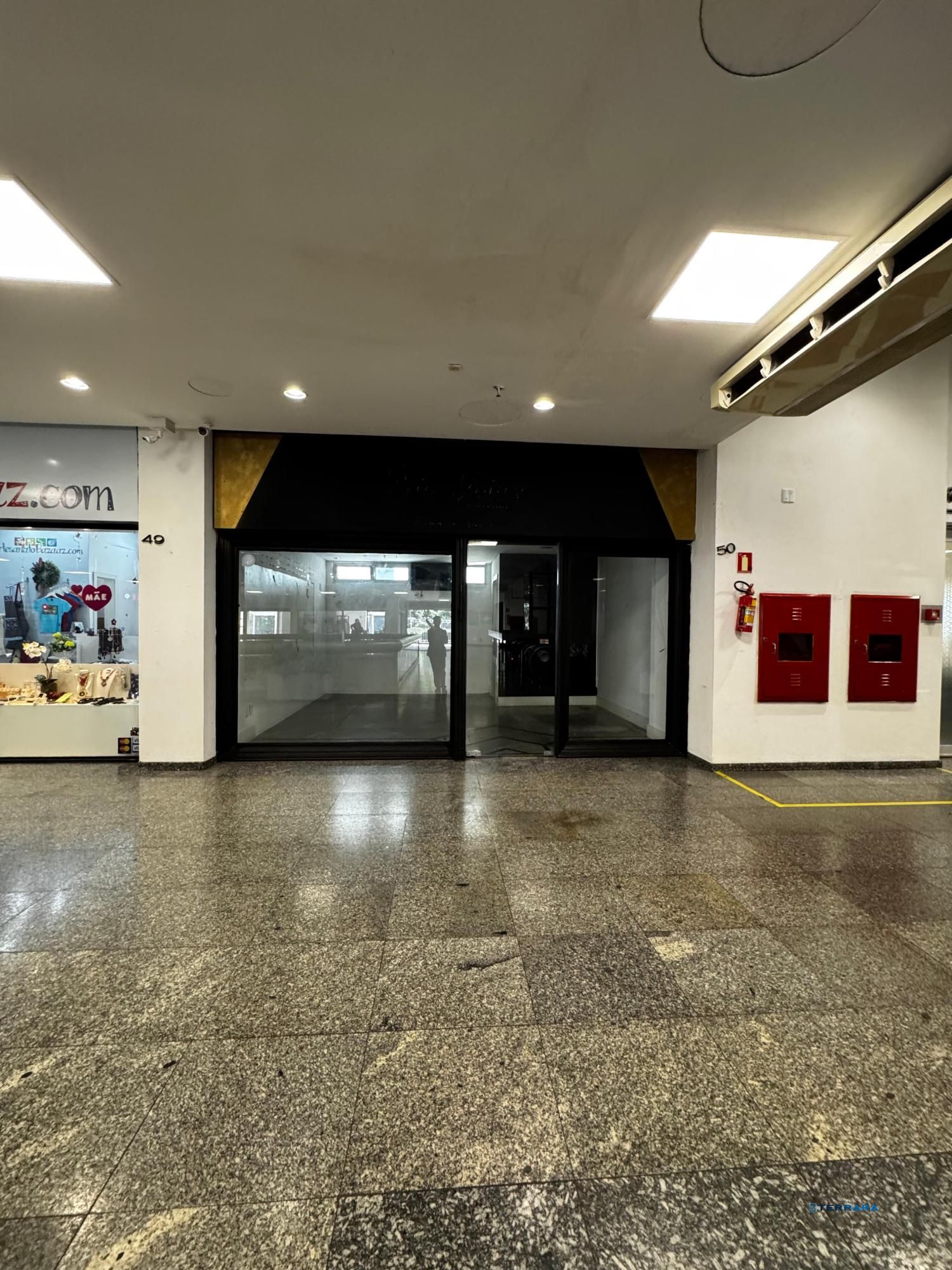 Loja, 1 sala, à venda, 26 m², Moinhos de Vento - Porto Alegre — foto 2