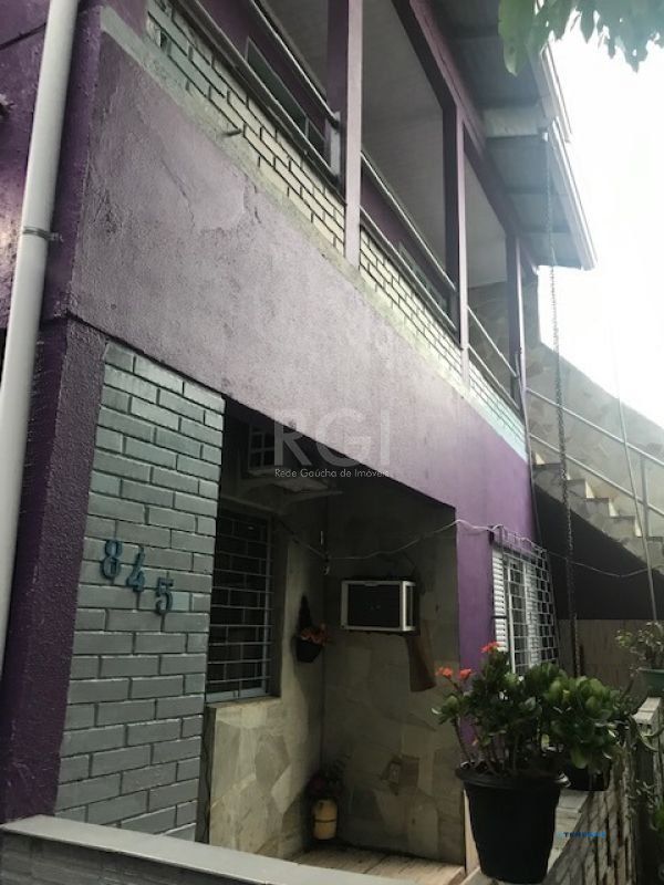 Casa para Venda - 476.53m², 6 dormitórios, 4 vagas - Niterói