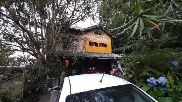 Casa em Porto Alegre, no bairro Vila Conceição, com 1 dormitório(s), e 1 banheiros, à venda.