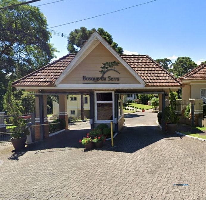Casa em Condominio Residencial em Canela/RS - 5 dormitórios sendo 3 suítes