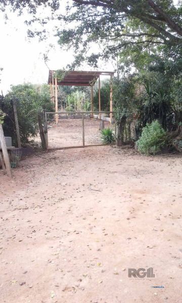 Area em Porto Alegre, no bairro Restinga, à venda.