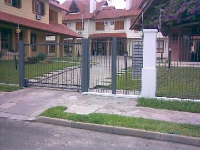 Casa 3 quartos à venda, 133m², Guarujá - Porto Alegre