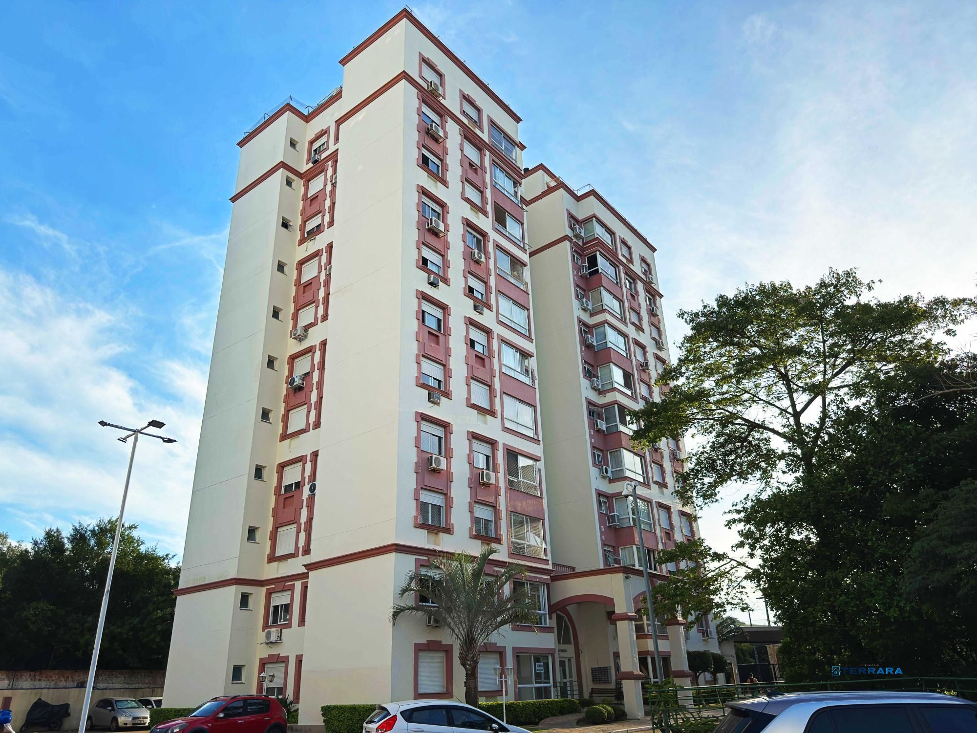 Apartamento Semimobiliado com Vista Panorâmica