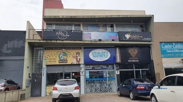 Predio em Porto Alegre, no bairro Hípica, à venda.