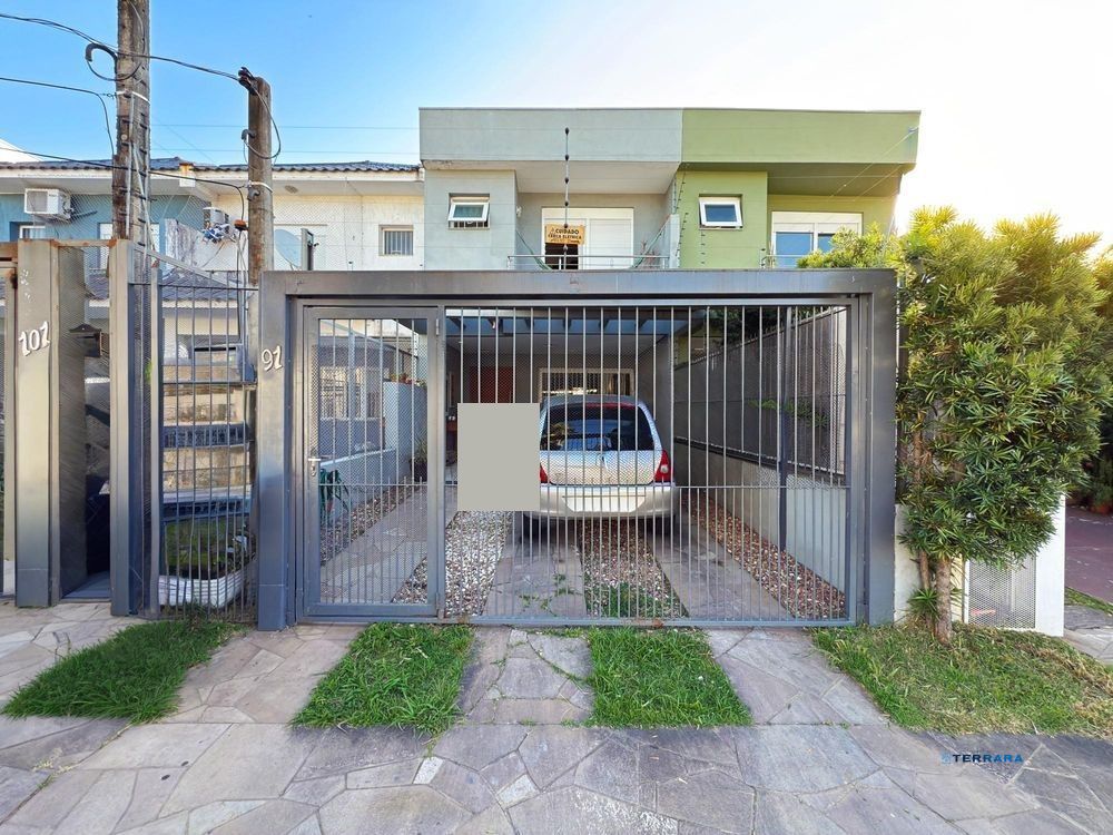 Casa para Venda - 138m², 3 dormitórios, sendo 1 suites, 2 vagas - Hípica