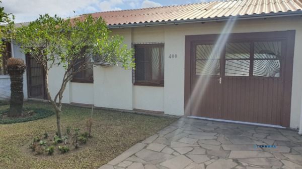 Casa para Venda - 120m², 3 dormitórios, 2 vagas - Hípica