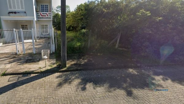 Terreno em Porto Alegre, no bairro Hípica, à venda.