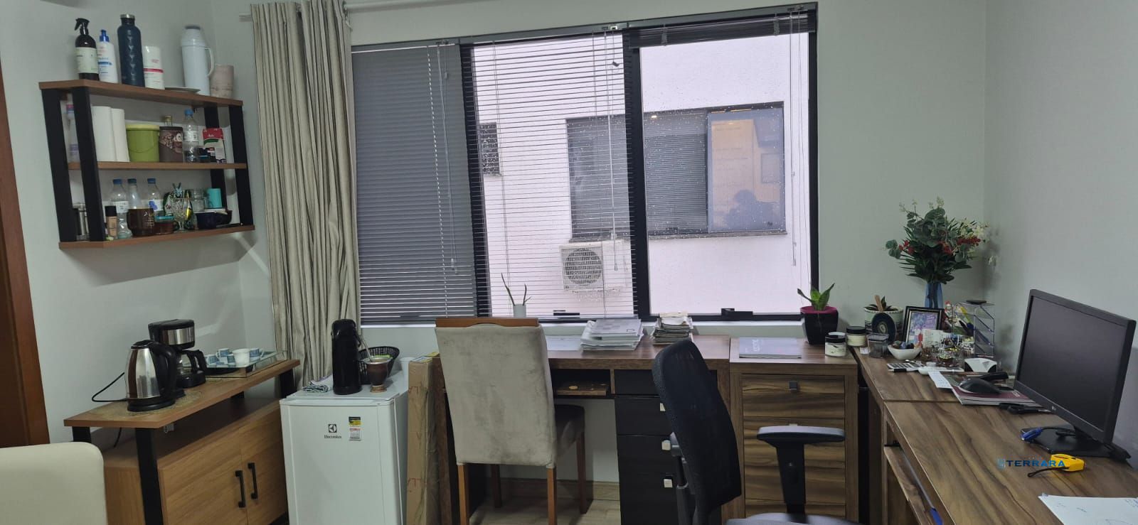 Sala Comercial, 1 sala, à venda, 18 m², Passo da Areia - Porto Alegre — foto 4