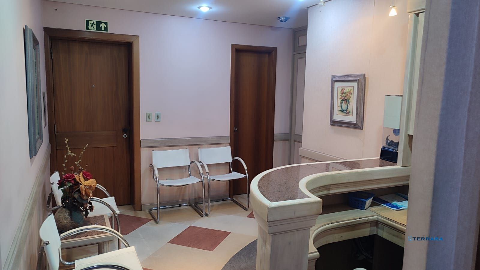 Conjunto comercial com 2 salas, prontas para atendimento, Moinhos de Vento