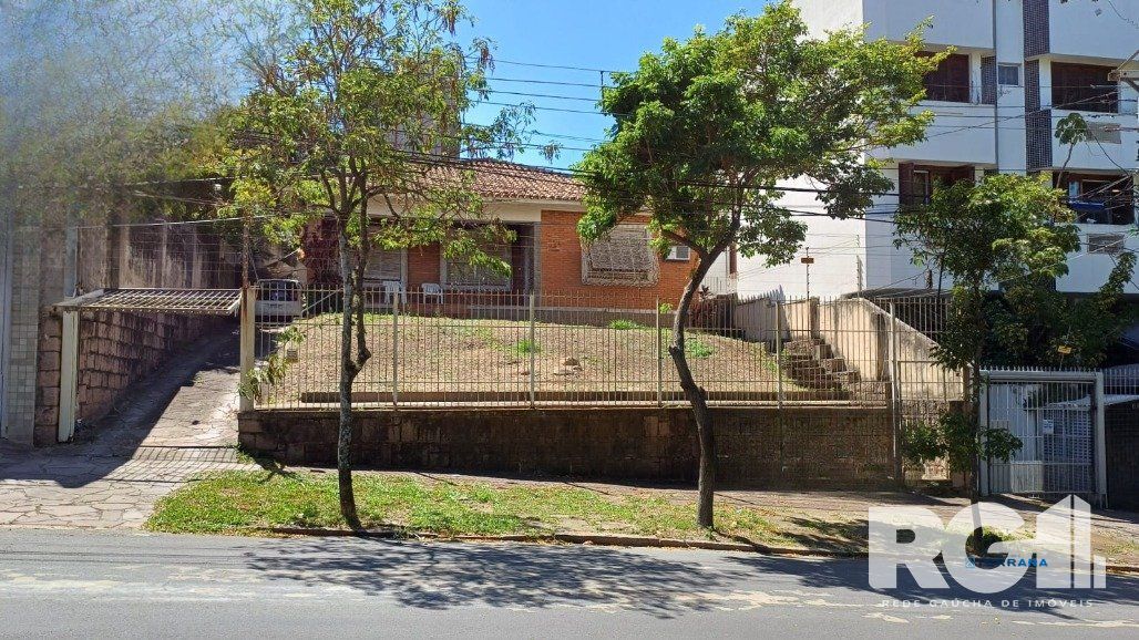 Casa 3 quartos à venda, 206m², Petrópolis - Porto Alegre