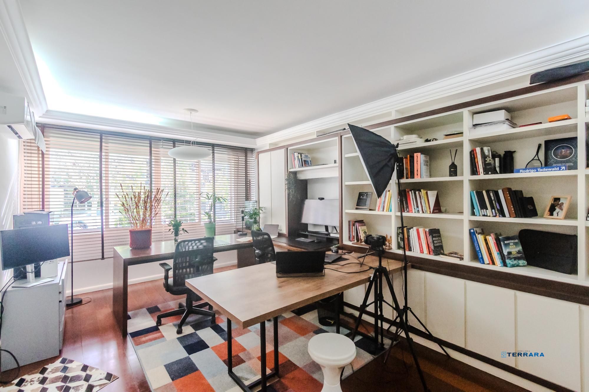 Casa, 3 quartos, à venda, 230 m², Boa Vista - Porto Alegre — foto 2