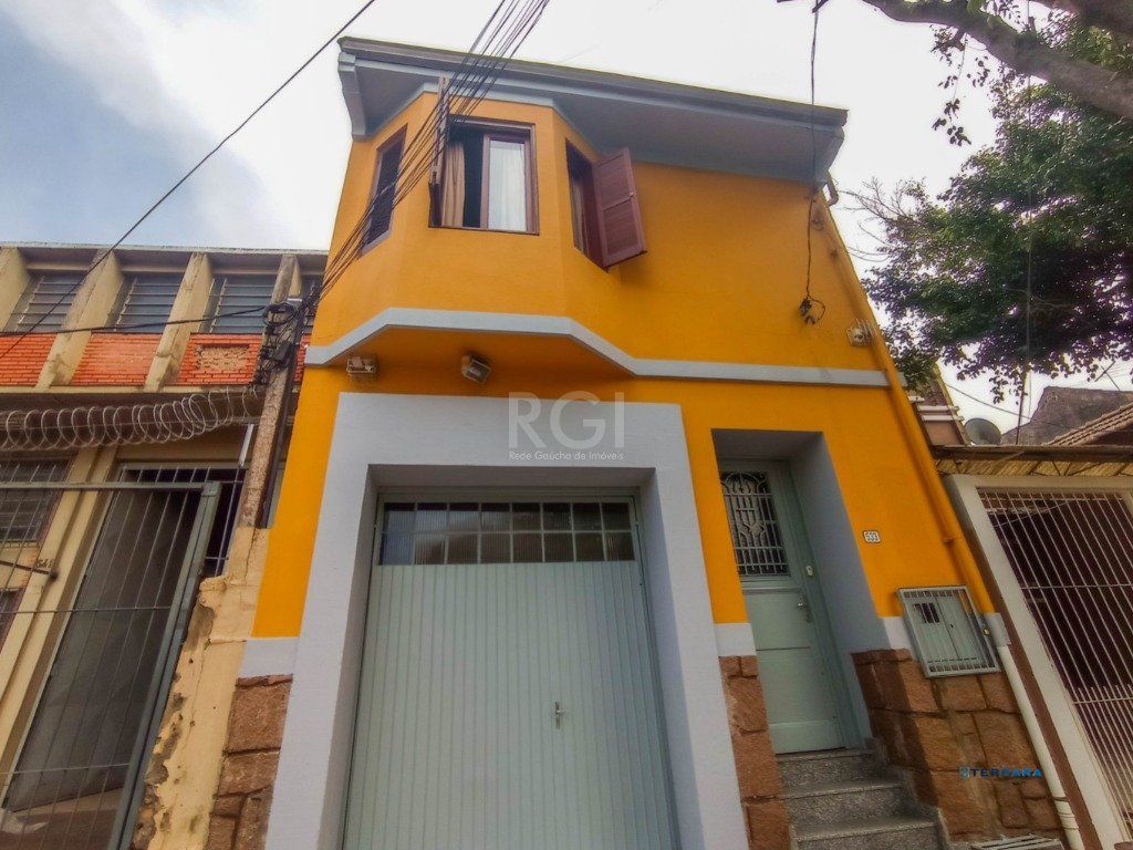Sobrado 3 quartos à venda, 180m², São Geraldo - Porto Alegre