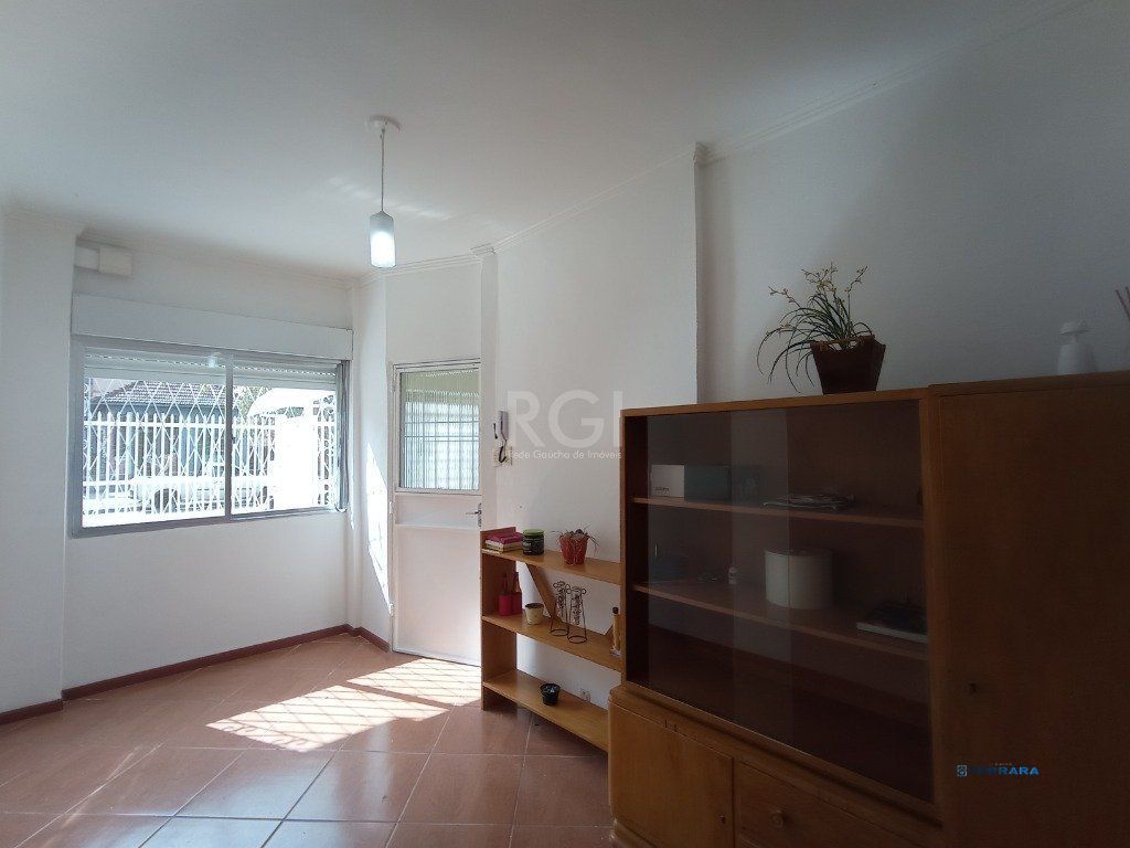 Apartamento  2 quartos/dormitório, com patio, no Bairro São Geraldo
