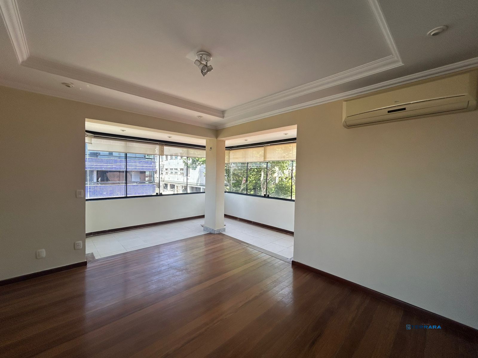 Apartamento 4 dormitórios • 172 m² privativos • Suíte com hidromassagem • Jardim Lindóia