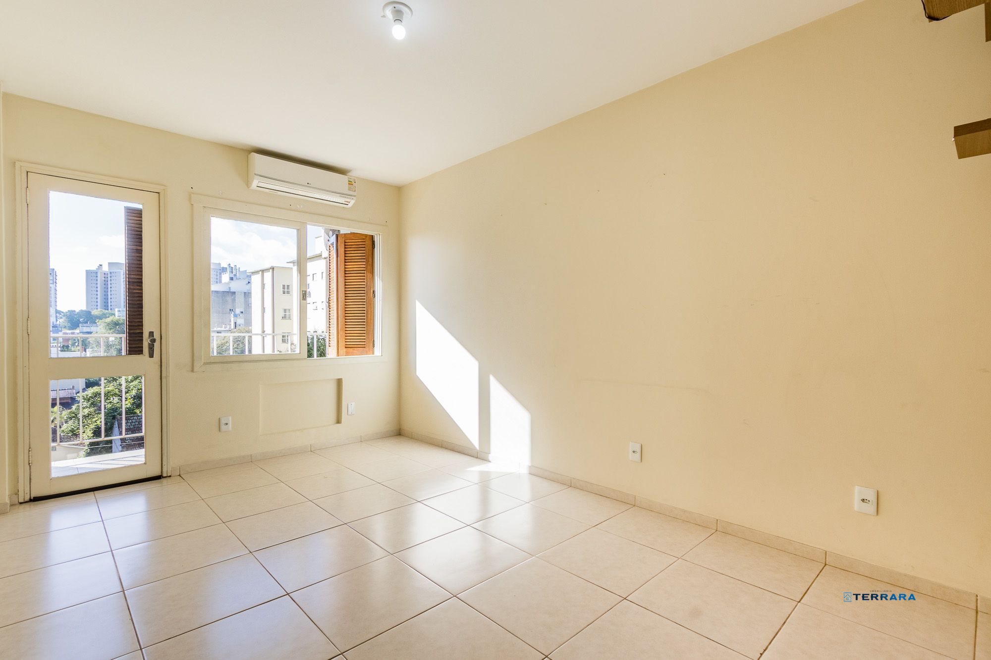 Apartamento, 2 quartos, à venda, 73 m², Higienópolis - Porto Alegre — foto 2
