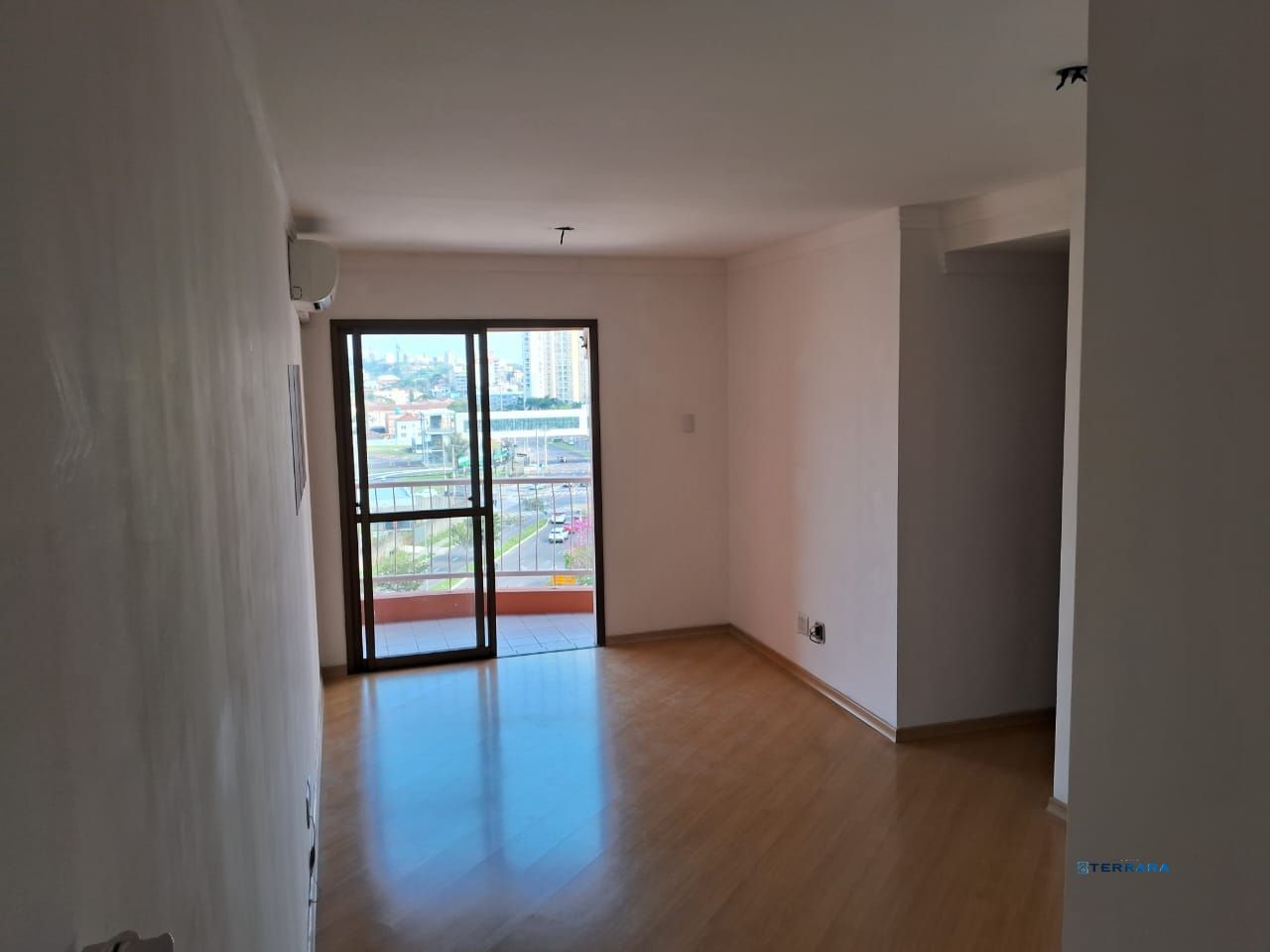 Apartamento de 03 quartos, com garagem e elevador no Bairro Cristo Redentor
