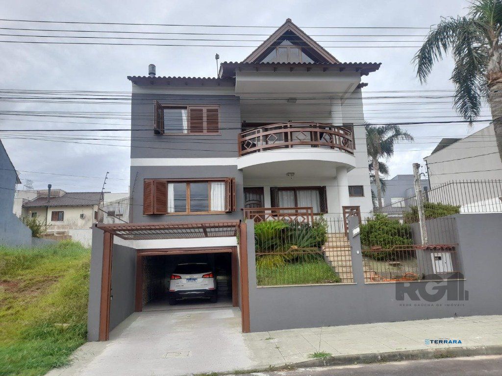 Casa Condominio para Venda - 237.24m², 3 dormitórios, sendo 1 suites, 2 vagas - Alto Petrópolis
