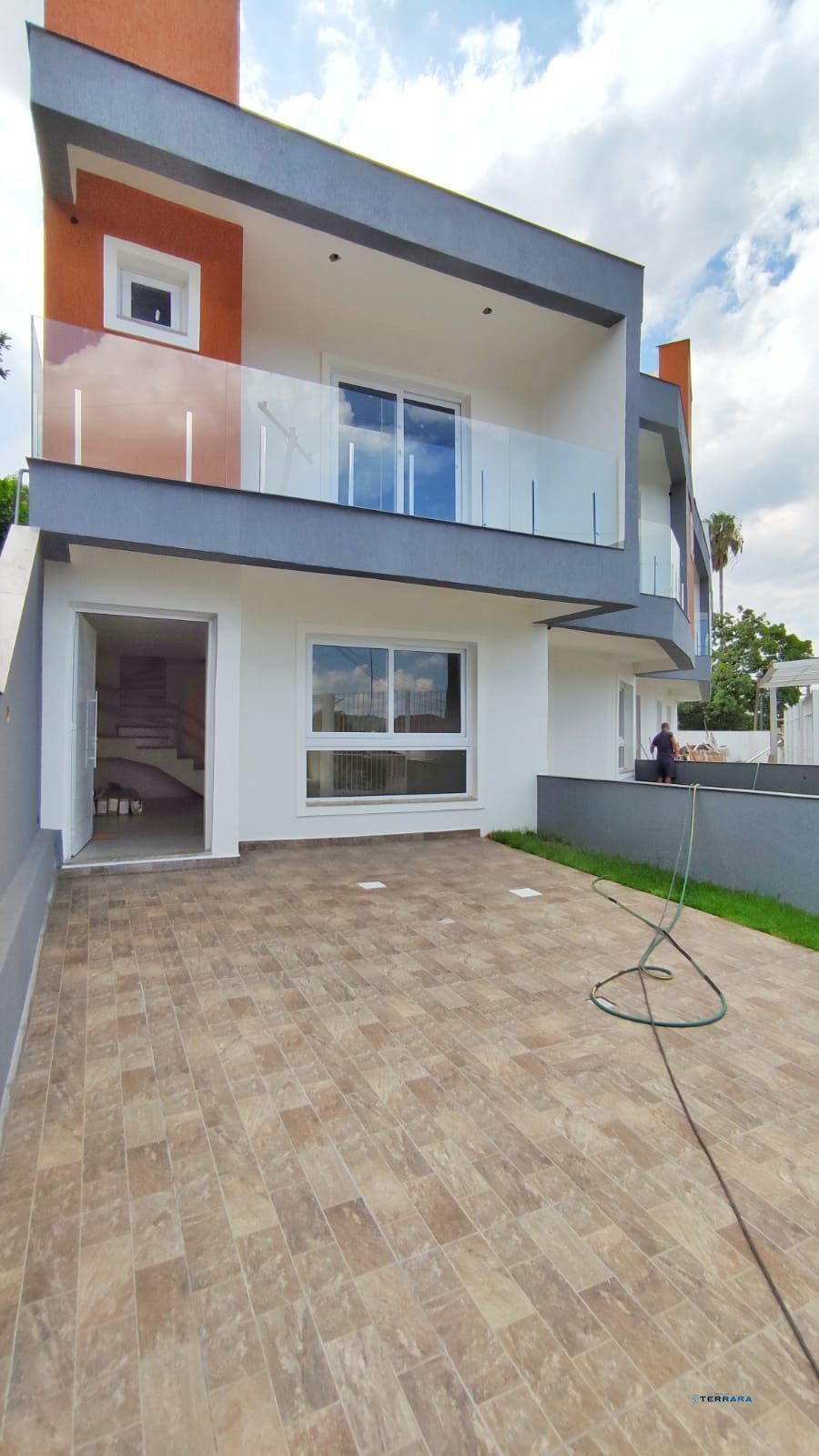 Sobrado 3 dormitórios suíte à venda no Vila Ipiranga – Porto Alegre – R$ 720.000
