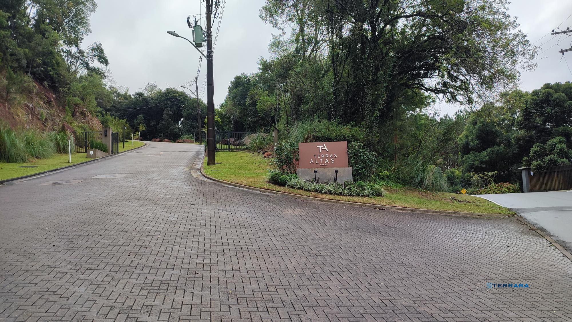 ENTRADA  LOTEAMENTO