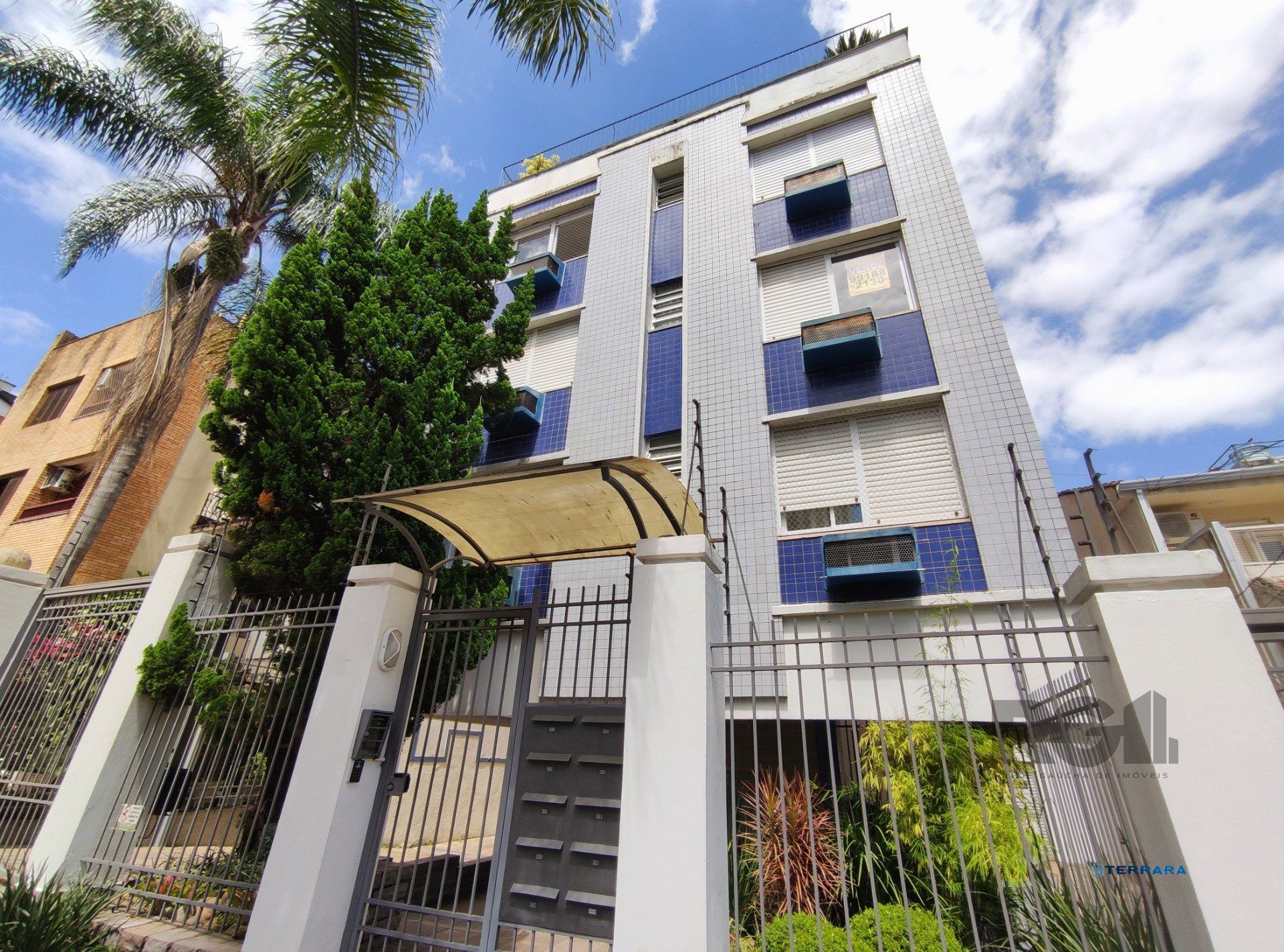 Apartamento para Venda - 94.09m², 3 dormitórios, 2 vagas - Mont Serrat