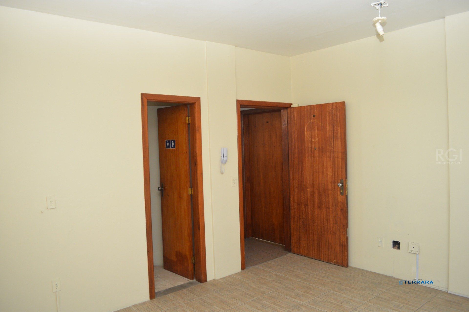 Sala Comercial, à venda, 21 m², São João - Porto Alegre — foto 4